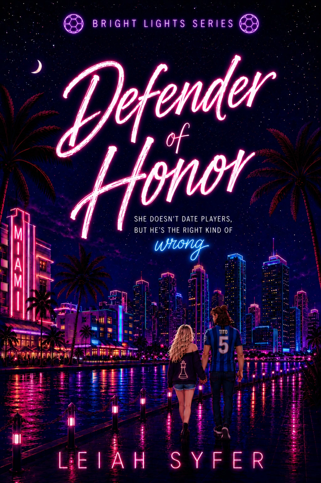 Cover of Defender of Honor by Leiah Syfer
